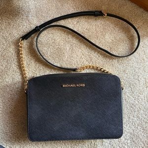 Michael Kors Jet Set Crossbody Bag
